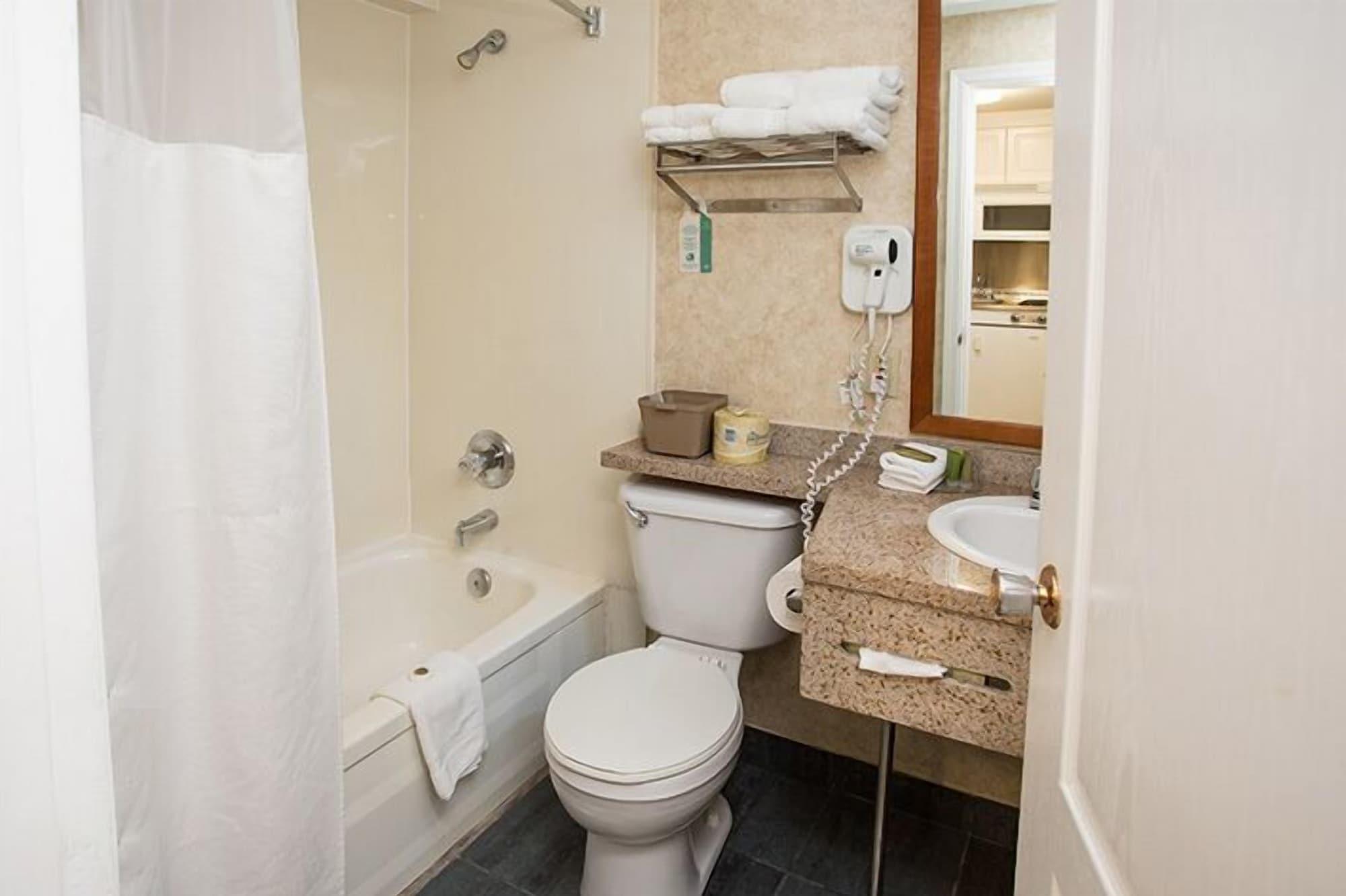 North Vancouver Hotel Extérieur photo