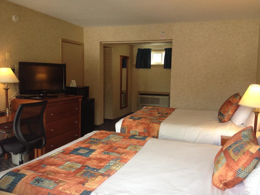 North Vancouver Hotel Extérieur photo
