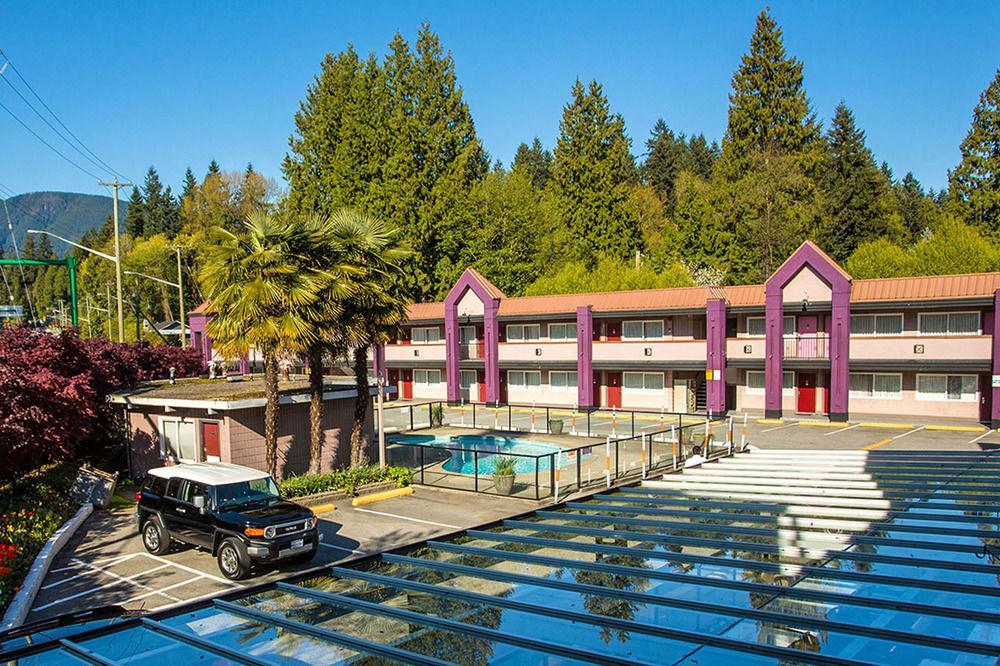 North Vancouver Hotel Extérieur photo