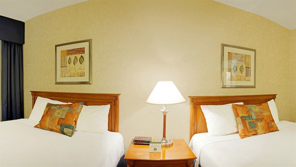 North Vancouver Hotel Extérieur photo
