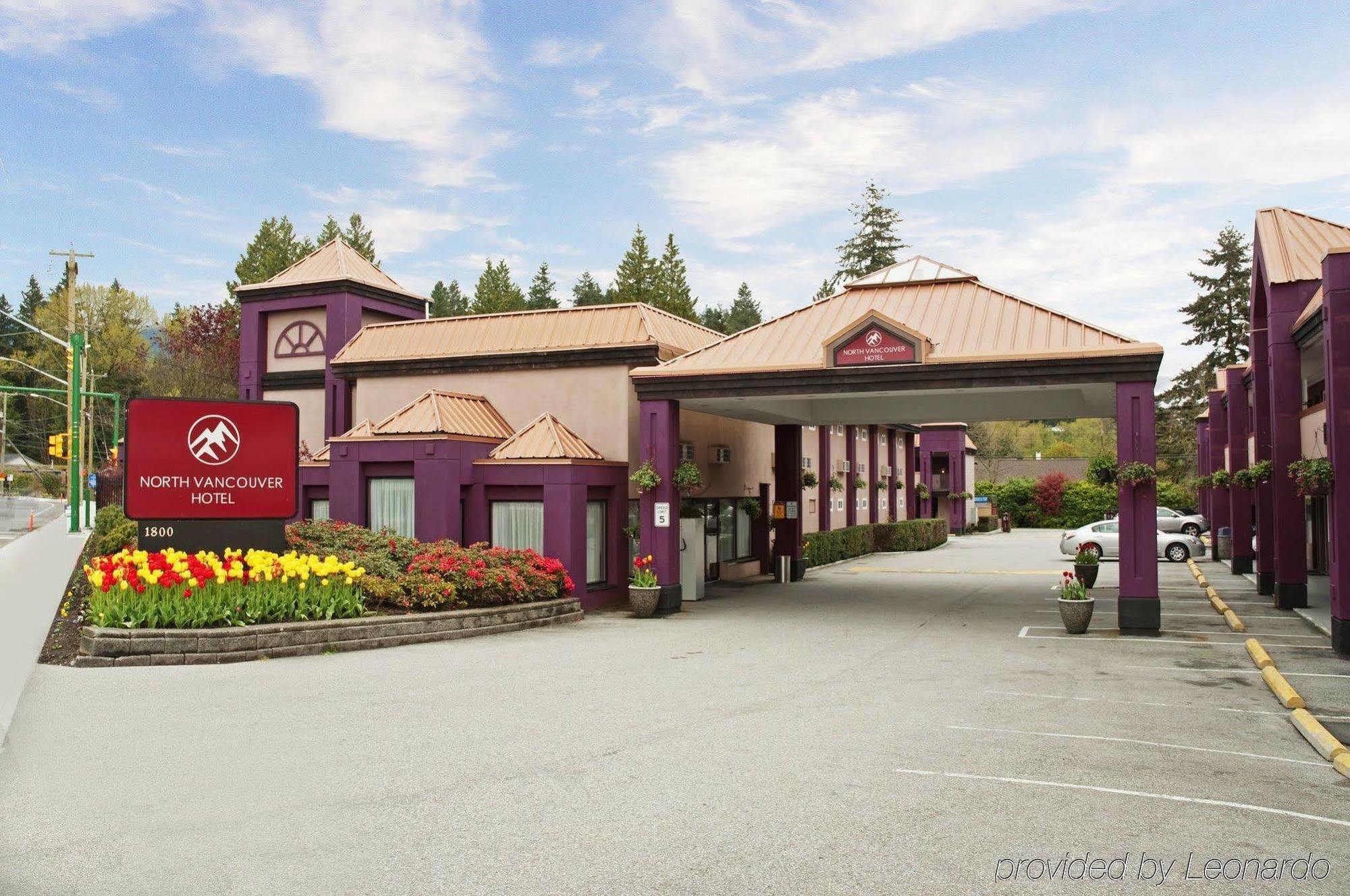 North Vancouver Hotel Extérieur photo