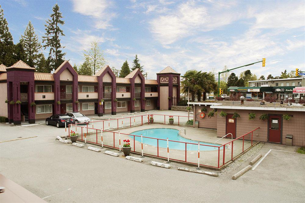 North Vancouver Hotel Extérieur photo